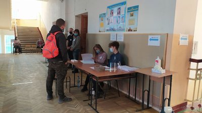 У Харкові почалися позачергові вибори мера У Харкові почалися позачергові вибори мера