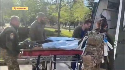 У Дніпрі готують до операцій двох поранених на Донбасі бійців У Дніпрі готують до операцій двох поранених на Донбасі бійців