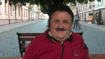 У Чернівцях один з кандидатів у мери заявив, що взяв кредит на передвиборчу кампанію
