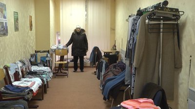 Речі для дітей та дорослих: у Вінниці працює "Банк обміну одягу" для людей з інвалідністю та пенсіонерів