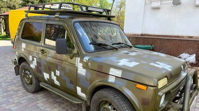 У Полтаві за гроші від продажу пасок придбали автомобіль для військових