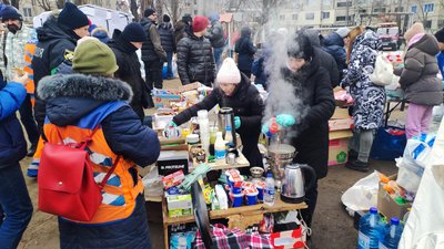 Знову без житла. Від ракетного удару в Дніпрі постраждав гуртожиток, де жили переселенці з Луганщини