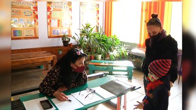 У Житомирі почали реєструвати дошкільнят до першого класу: що потрібно зробити батькам дітей