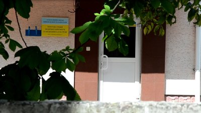 На Тернопільській станції швидкої вже захворіли 26 працівників На Тернопільській станції швидкої вже захворіли 26 працівників