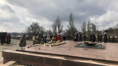 У Херсоні відзначили 77-му річницю вигнання з міста нацистських окупантів У Херсоні відзначили 77-му річницю вигнання з міста нацистських окупантів