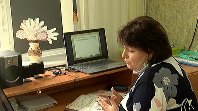 Діти - вдома, вчителі - у школах. Як у Сумах організували дистанційне навчання школярів Діти - вдома, вчителі - у школах. Як у Сумах організували дистанційне навчання школярів