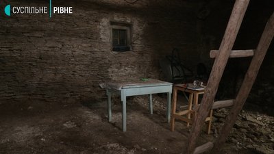 "Здоровенькі були": як карантинить та творить художник Олександр Гуристюк "Здоровенькі були": як карантинить та творить художник Олександр Гуристюк