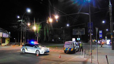 У Чернівцях взяли під варту водія, якого підозрюють у смертельному наїзді на підлітка