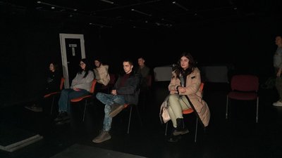 "Нам потрібно брати з них приклад". Франківським студентам показали фільм "Крути 1918" "Нам потрібно брати з них приклад". Франківським студентам показали фільм "Крути 1918"