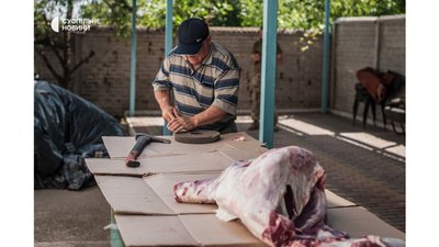 Курбан байрам в останній неокупованій мечеті на Донбасі Курбан байрам в останній неокупованій мечеті на Донбасі