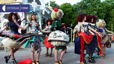 Яким був фестиваль "Ніч музеїв" у Сумах - фоторепортаж Яким був фестиваль "Ніч музеїв" у Сумах - фоторепортаж