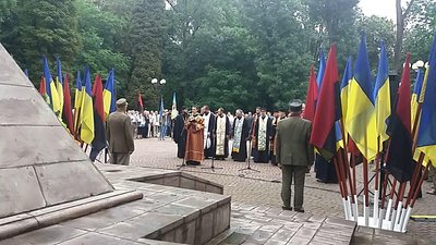 Панахида та вшанування пам’яті полеглих бійців України Панахида та вшанування пам’яті полеглих бійців України