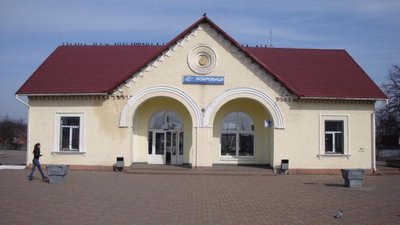 У Бобровицькому районі поїзди на станціях робитимуть лише технічні зупинки