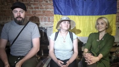 Мистецька оборона – у Житомирі влаштували концерт у сховищі, розмальованому дітьми Мистецька оборона – у Житомирі влаштували концерт у сховищі, розмальованому дітьми