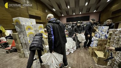 “Я сподіваюся, що зможу повернутися за мамою”, — історії евакуйованих до Броварів людей “Я сподіваюся, що зможу повернутися за мамою”, — історії евакуйованих до Броварів людей