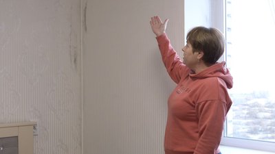 З надією на тепло: мешканці черкаської багатоповерхівки живуть без опалення З надією на тепло: мешканці черкаської багатоповерхівки живуть без опалення