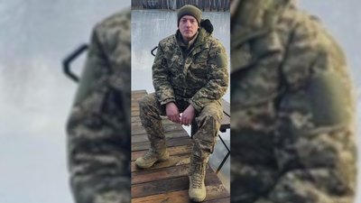 На Чернігівщині попрощалися з трьома захисниками: Сергієм Кузьменком, Тарасом Куликом та Юрієм Клименком На Чернігівщині попрощалися з трьома захисниками: Сергієм Кузьменком, Тарасом Куликом та Юрієм Клименком