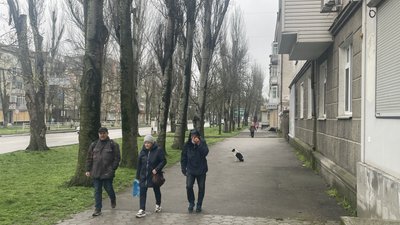У Херсоні дерусифікують близько 100 вулиць У Херсоні дерусифікують близько 100 вулиць