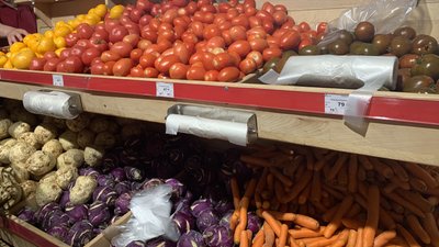 Заборона пластику: у що пакують продукти закарпатці