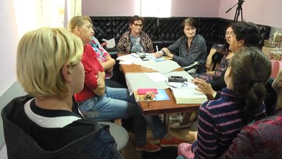 У Житомирі відновили заняття з психологом для багатодітних мам і мам дітей з інвалідністю У Житомирі відновили заняття з психологом для багатодітних мам і мам дітей з інвалідністю
