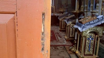 На Вінниччині чоловік викрав у храмі гроші зі скриньок пожертв На Вінниччині чоловік викрав у храмі гроші зі скриньок пожертв