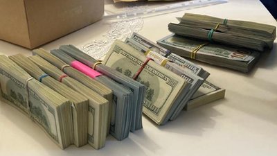 Продали агрофірми та вивели в тінь 66 млн грн: СБУ на Сумщині викрило групу осіб Продали агрофірми та вивели в тінь 66 млн грн: СБУ на Сумщині викрило групу осіб