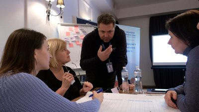 На Чернігівщині вчителі з Анисова пройшли тренінг з психологічної допомоги від "Міжнародного медичного корпусу"