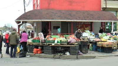В Ужгороді обговорюють рішення про закриття ринків
