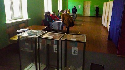 Активність виборців перевищила 20%. Довибори на Кіровоградщині Активність виборців перевищила 20%. Довибори на Кіровоградщині