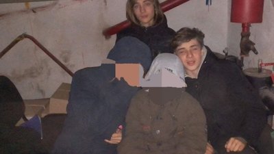 "Чоловіки виносили людей, які померли на вулицю під дерева". Родина священника майже два місяці провела в окупації "Чоловіки виносили людей, які померли на вулицю під дерева". Родина священника майже два місяці провела в окупації