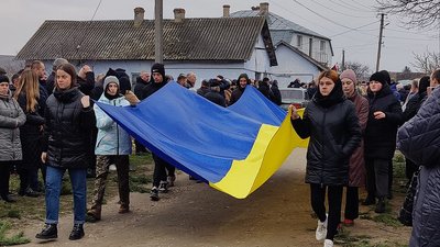 У громаді на Тернопільщині попрощалися з військовослужбовцем Назаром Соколовським У громаді на Тернопільщині попрощалися з військовослужбовцем Назаром Соколовським
