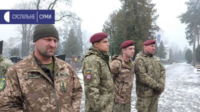 У Сумах згадували двох бійців, які загинули в зоні ООС У Сумах згадували двох бійців, які загинули в зоні ООС