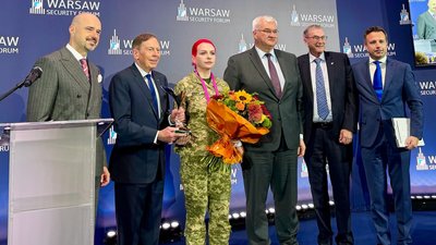 Катерина Поліщук на нагороді у Варшаві