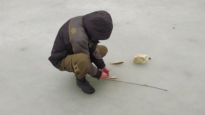 На Прикарпатті скасували заборону рибалити на зимувальних ямах