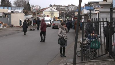 Григорій Пустовіт: "Прошу лучан утриматися від відвідування старого ринку". Григорій Пустовіт: "Прошу лучан утриматися від відвідування старого ринку".