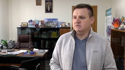 Снайпер та корегувальниця вогню: як родина зі Славутича боронила рідне місто Снайпер та корегувальниця вогню: як родина зі Славутича боронила рідне місто