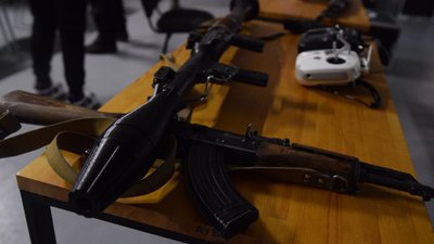 Для відпрацювання навичок стрільби: на Черкащині відкрили мультимедійний тир Для відпрацювання навичок стрільби: на Черкащині відкрили мультимедійний тир