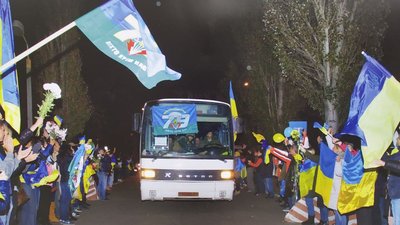 До Дня Збройних сил України: у Миколаєві відкрилась виставка "Фото героя" До Дня Збройних сил України: у Миколаєві відкрилась виставка "Фото героя"