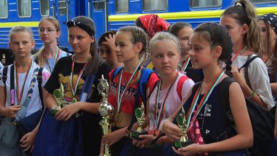 Танцюристи з Луганщини вибороли перші місця та Гран-прі на міжнародному конкурсі Танцюристи з Луганщини вибороли перші місця та Гран-прі на міжнародному конкурсі