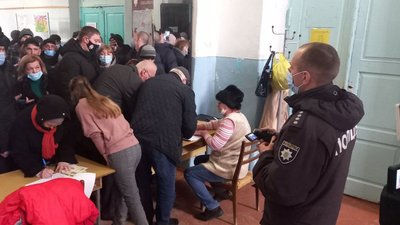 У Приморську намагалися розпочати процедуру щодо відкликання міського голови