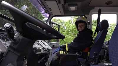 Злагоджені дії рятують життя: черкаські рятувальники провели навчання у школі Злагоджені дії рятують життя: черкаські рятувальники провели навчання у школі