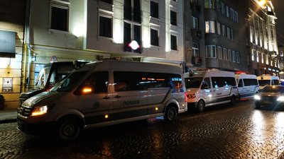 "Поверни собі ніч": марш львів’янок вулицями міста "Поверни собі ніч": марш львів’янок вулицями міста