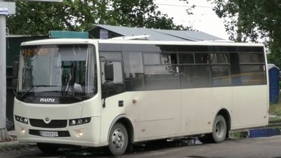 У Херсоні на маршруті №14 почали працювати нові автобуси У Херсоні на маршруті №14 почали працювати нові автобуси