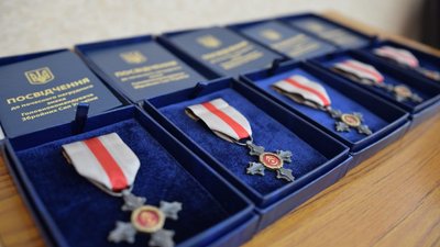 Захисники отримали нагороди від Головнокомандувача ЗСУ та дрон від черкащан Захисники отримали нагороди від Головнокомандувача ЗСУ та дрон від черкащан