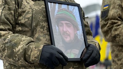 Попрощалися з військовим Андрієм Степанюком у Рівному