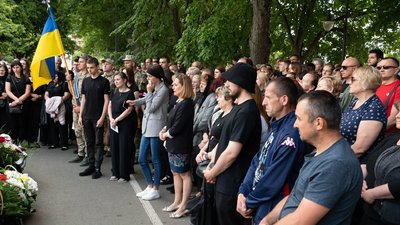 В Ужгороді попрощалися із двома загиблими захисниками Сергієм Готрою та Денисом Кофелем