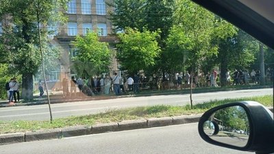 В Україні розпочалась основна сессія ЗНО. Як пройде тестування в умовах карантину В Україні розпочалась основна сессія ЗНО. Як пройде тестування в умовах карантину