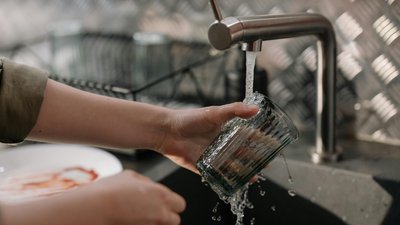 Херсон, вода, кран, водопостачання