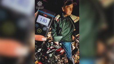 П'яні водії на Чернігівщині: п'яним їхав на мотоциклі без шолому та втікав від поліції