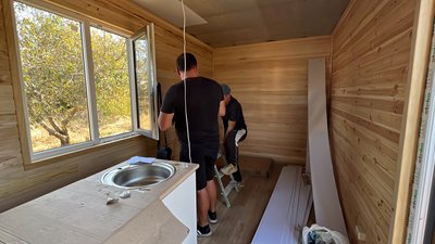 З санвузлом і підігрівом. На Миколаївщині встановили два сучасні модульні будинки З санвузлом і підігрівом. На Миколаївщині встановили два сучасні модульні будинки